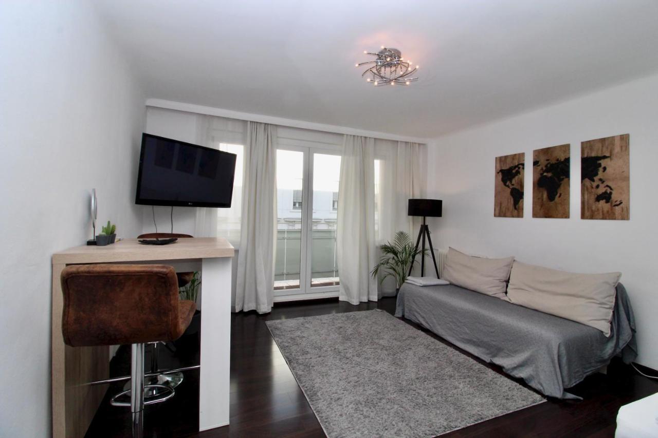 Balcony Apartment - Next To Opera Vienna Luaran gambar
