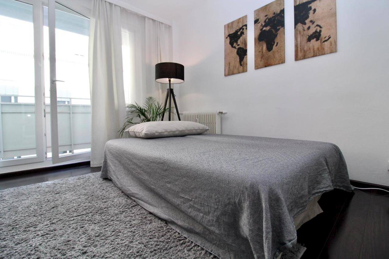 Balcony Apartment - Next To Opera Vienna Luaran gambar