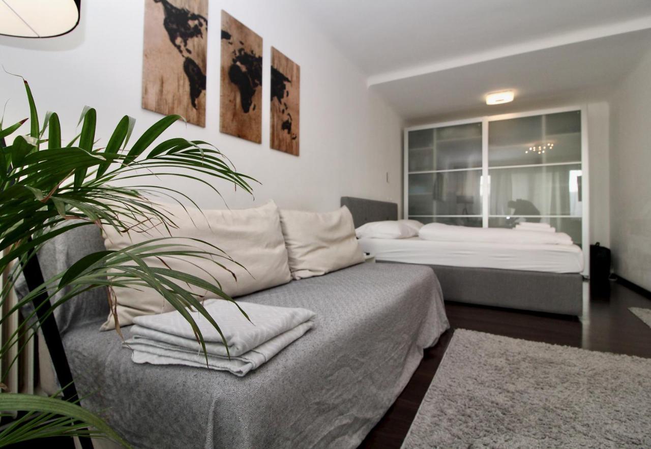 Balcony Apartment - Next To Opera Vienna Luaran gambar