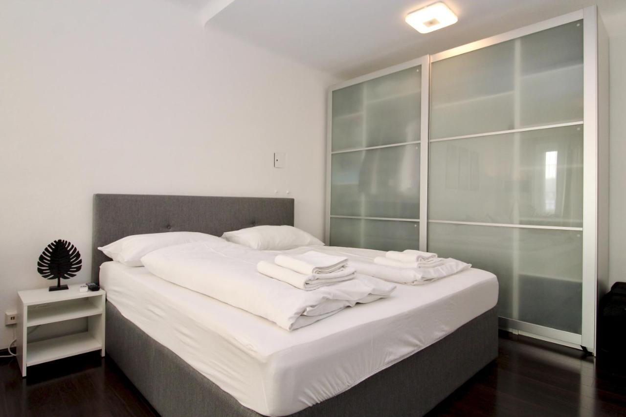 Balcony Apartment - Next To Opera Vienna Luaran gambar